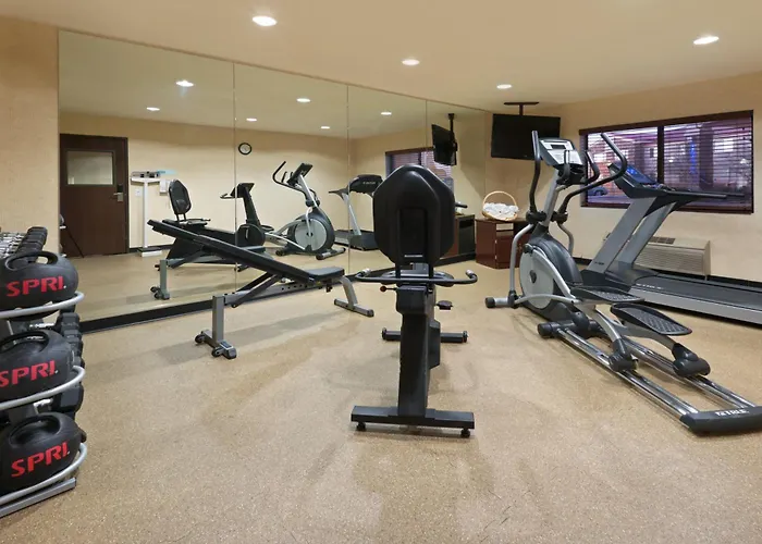 Express Show By Ihg Hotel